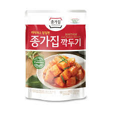 Jongga Cut Radish Kimchi Kkakdugi 500g x 2pk (1kg)