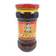Laoganma Chilli Sauce with Chicken 280g